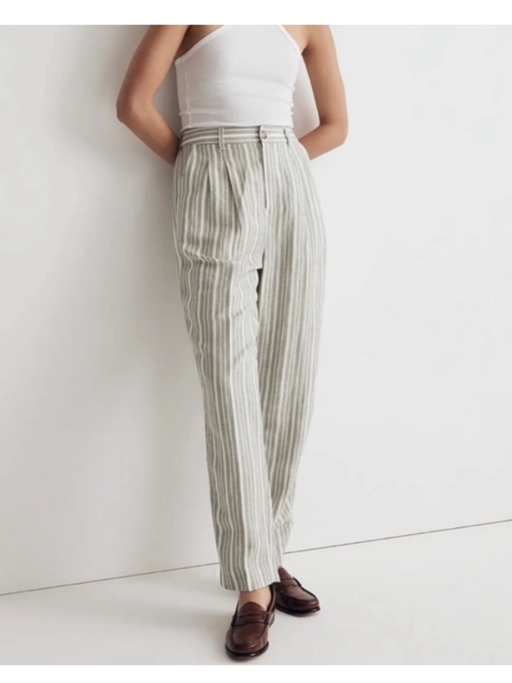 Madewell Vertical Stripe Capris in Sage and White Size 6